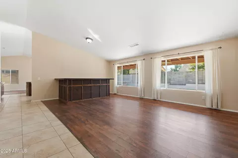 1619 E Carter Rd, Phoenix, AZ 85042 photo 8