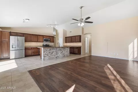 1619 E Carter Rd, Phoenix, AZ 85042 photo 21
