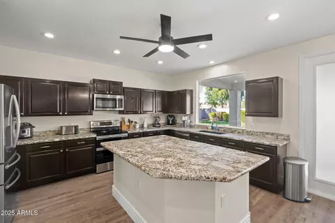 Kitchen - 2750 E Milky Way, Gilbert, AZ 85295 photo 3 of 5