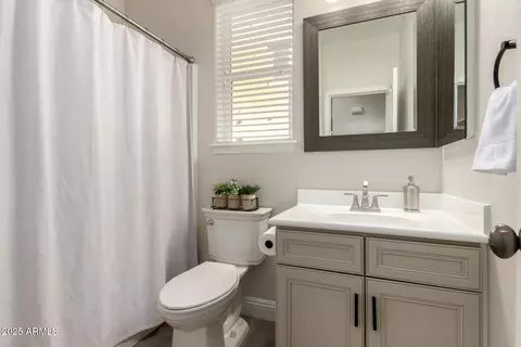Bath - 3955 E Mesquite St, Gilbert, AZ 85296 photo 1 of 5
