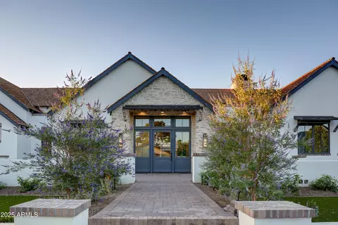 5934 E Calle Del Sud --, Phoenix, AZ 85018