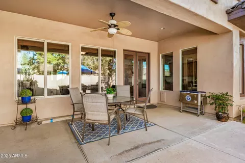 Exterior - 1836 E Desert Ln, Phoenix, AZ 85042 photo 4 of 9