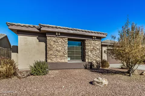 Exterior - 1836 E Desert Ln, Phoenix, AZ 85042 photo 1 of 9