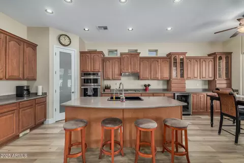 Kitchen - 1836 E Desert Ln, Phoenix, AZ 85042 photo 2 of 4