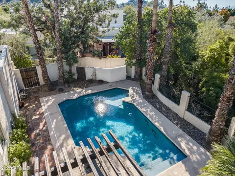 1902 E Linger Ln, Phoenix, AZ 85020 photo 32