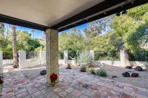 1902 E Linger Ln, Phoenix, AZ 85020 photo 25