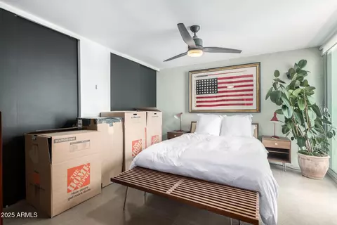 Bedroom - 3263 E Camelback Rd, Phoenix, AZ 85018 photo 5 of 7