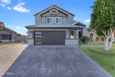 108 S Morning Ridge Dr, Gilbert, AZ 85296