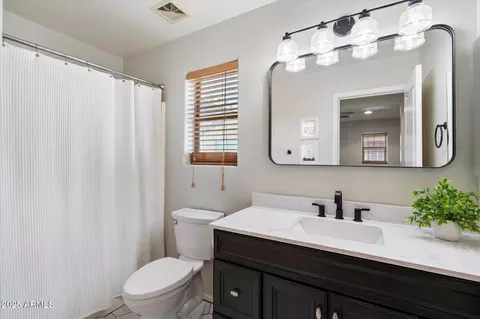 Bath - 3841 E Baars Ave, Gilbert, AZ 85297 photo 3 of 3