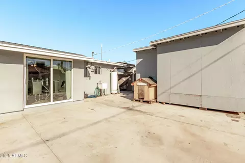 Exterior - 807 E Dolphin Ave, Mesa, AZ 85204 photo 5 of 5