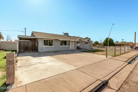 807 E Dolphin Ave, Mesa, AZ 85204