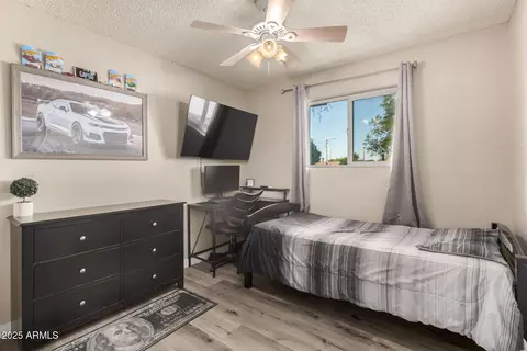 Bedroom - 807 E Dolphin Ave, Mesa, AZ 85204 photo 5 of 8