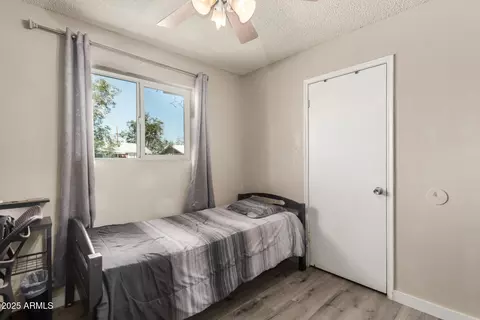 Bedroom - 807 E Dolphin Ave, Mesa, AZ 85204 photo 6 of 8