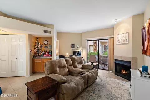 10301 N 70th St #106, Paradise Valley, AZ 85253