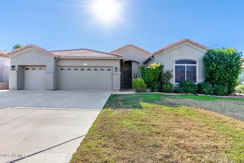 10625 W Harmony Ln, Peoria, AZ 85382
