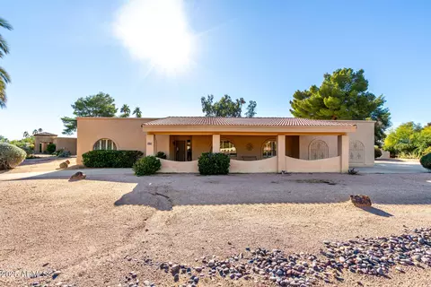8129 E Charter Oak Dr, Scottsdale, AZ 85260