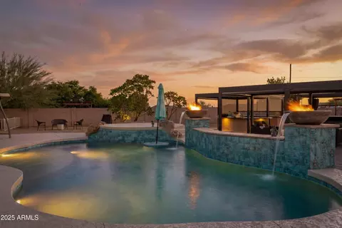 24909 W Red Robin Dr, Wittmann, AZ 85361