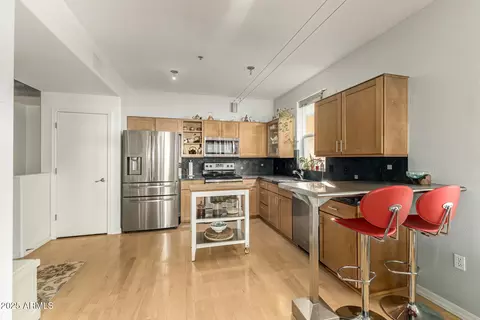 Kitchen - 706 E Washington St #114, Phoenix, AZ 85034 photo 2 of 4