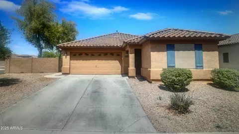 41696 W Avella Dr, Maricopa, AZ 85138
