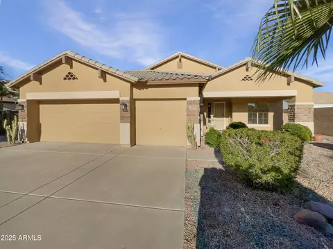 1900 E Woodsman Pl, Chandler, AZ 85286