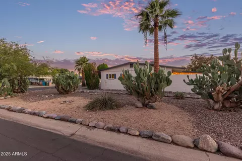 Exterior - 3610 N 8th Ave, Phoenix, AZ 85013 photo 12 of 16
