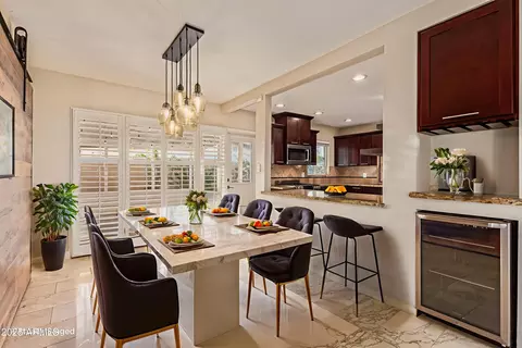 Dining - 3610 N 8th Ave, Phoenix, AZ 85013 photo 6 of 6