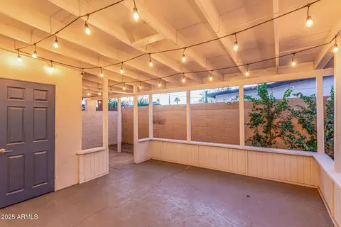 Exterior - 3610 N 8th Ave, Phoenix, AZ 85013 photo 2 of 16
