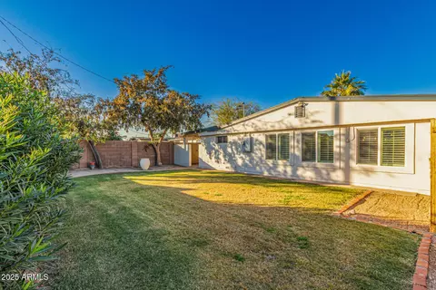 Exterior - 3610 N 8th Ave, Phoenix, AZ 85013 photo 10 of 16