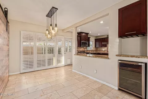 Dining - 3610 N 8th Ave, Phoenix, AZ 85013 photo 5 of 6