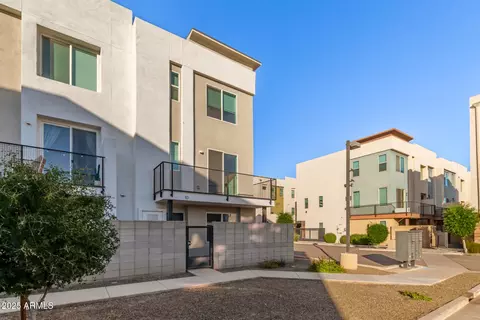 825 N 9th Ave #10, Phoenix, AZ 85007