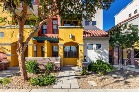 123 N Washington St #23, Chandler, AZ 85225