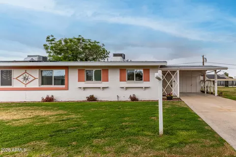 10414 N 105th Ave, Sun City, AZ 85351