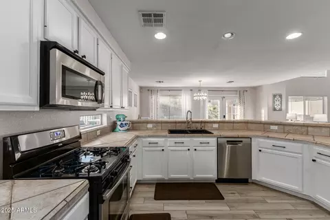 16016 S 18th Ave, Phoenix, AZ 85045 photo 7