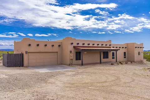 35915 S Joshua Pl, Wickenburg, AZ 85390