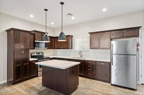 3010 N 37th St #6, Phoenix, AZ 85018