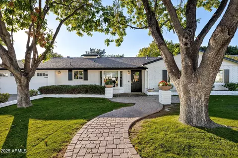 Exterior - 4826 N 34th Pl, Phoenix, AZ 85018 photo 2 of 4