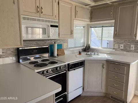 2128 S Dakota Ave, Apache Junction, AZ 85119 photo 10