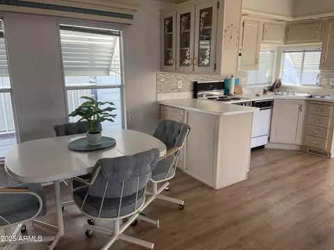 2128 S Dakota Ave, Apache Junction, AZ 85119 photo 5