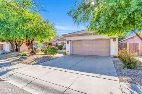 Exterior - 545 E Krista Way, Tempe, AZ 85284 photo 2 of 8