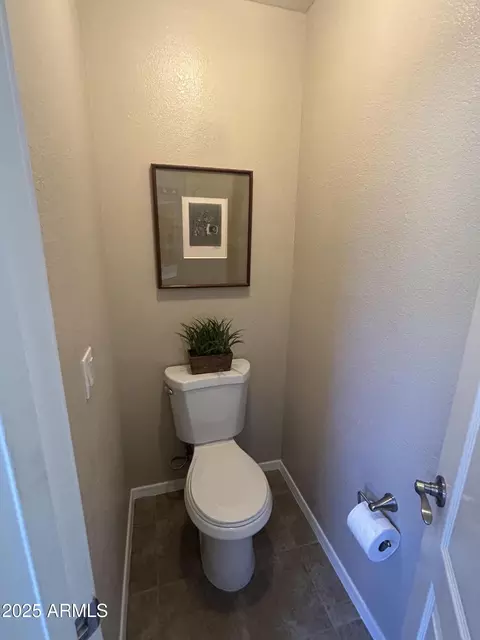 Bath - 5505 E Gable Ave, Mesa, AZ 85206 photo 3 of 3