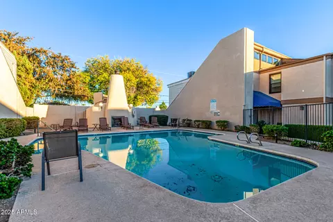 Exterior - 6509 N 10th Pl, Phoenix, AZ 85014 photo 5 of 5