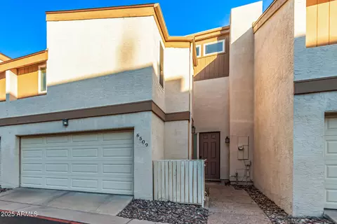 Exterior - 6509 N 10th Pl, Phoenix, AZ 85014 photo 1 of 5
