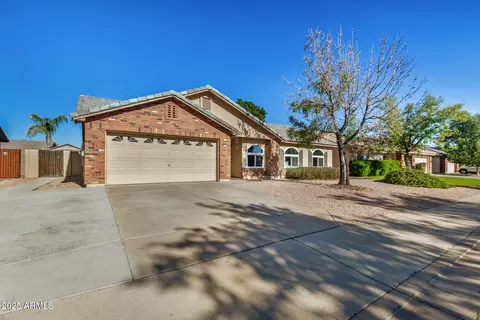2844 E Oakland Ct, Gilbert, AZ 85295 photo 5