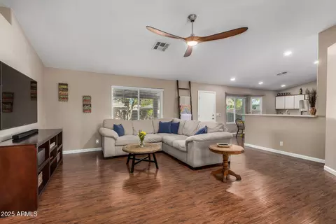 2844 E Oakland Ct, Gilbert, AZ 85295 photo 11