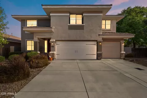 141 N 110th Dr, Avondale, AZ 85323