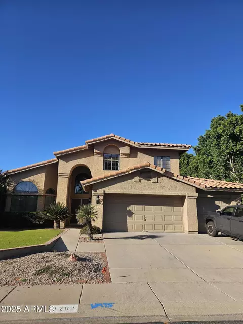 1202 W Iris Dr, Gilbert, AZ 85233