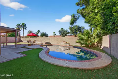 Exterior - 1202 W Iris Dr, Gilbert, AZ 85233 photo 3 of 9
