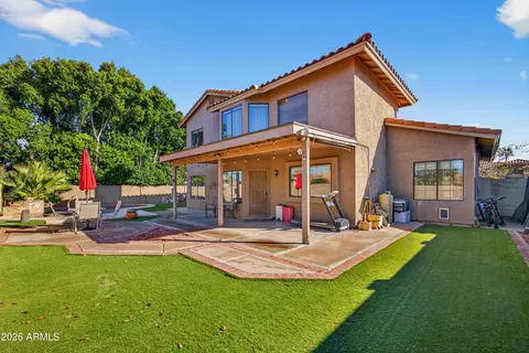 Exterior - 1202 W Iris Dr, Gilbert, AZ 85233 photo 4 of 9