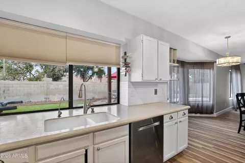 Kitchen - 1202 W Iris Dr, Gilbert, AZ 85233 photo 8 of 8