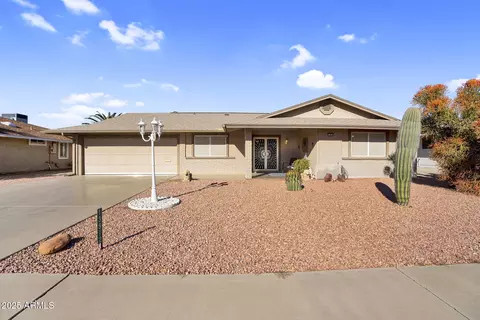 13812 N Kaanapali Dr, Sun City, AZ 85351